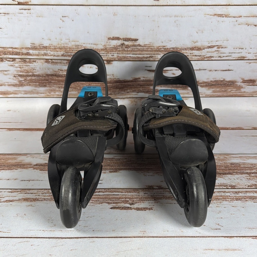 CSC Cardiff Skate S2 Roller Skate Up to size 9 Four Wheel Adjustable Black Blue